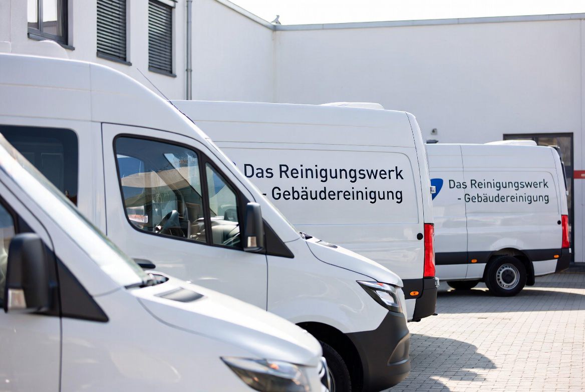 Fahrzeuge von Das Reinigungswerk vor Ort in Lübeck